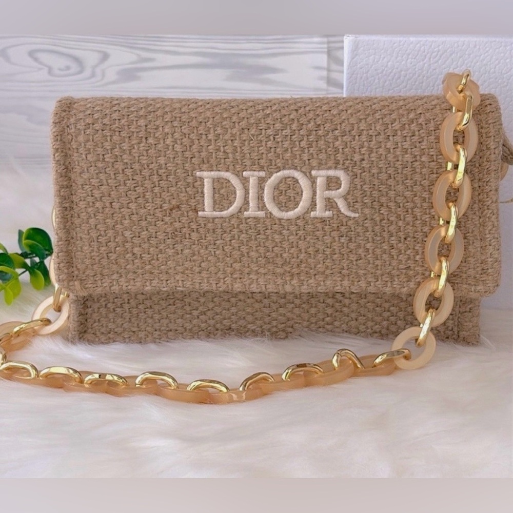 Dior Beauty Raffia Clutch Shoulder Bag with Resin Strap - Picture 4 of 15